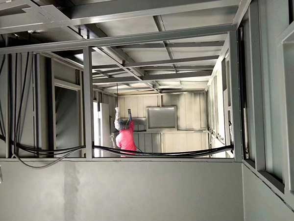 集裝箱移動房聚氨酯保溫施工